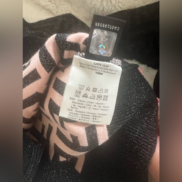 Fendi turtle neck top - Picture 3 of 3